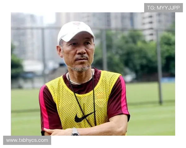 梅州客家足球队勇战赛季新挑战全力冲击顶级联赛荣耀